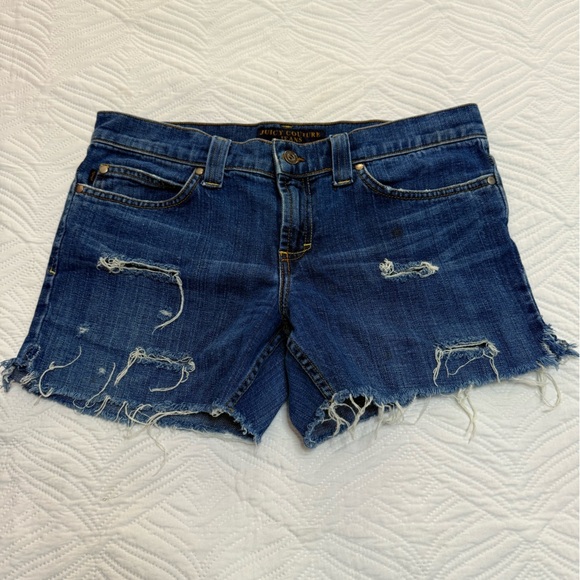 Juicy Couture Women’s Blue Distressed Denim Shorts. Size 30 - Picture 1 of 3